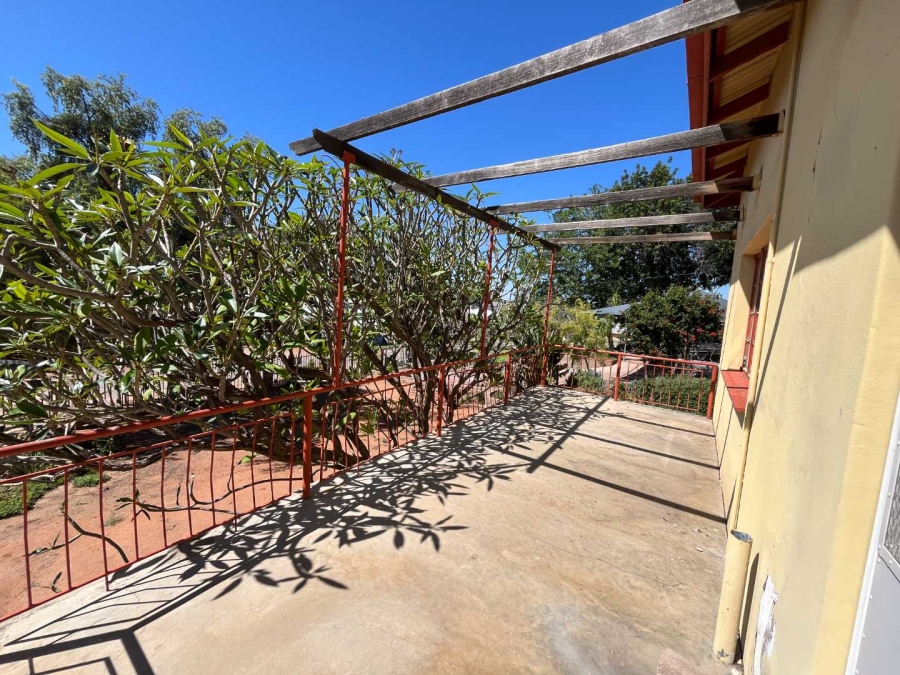 4 Bedroom Property for Sale in Keimoes Northern Cape